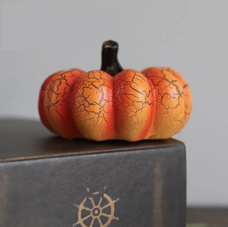 Halloween Pumpkin Lantern with LED Candle Lamp - Luminous Resin Simulation - Halloween Plaza